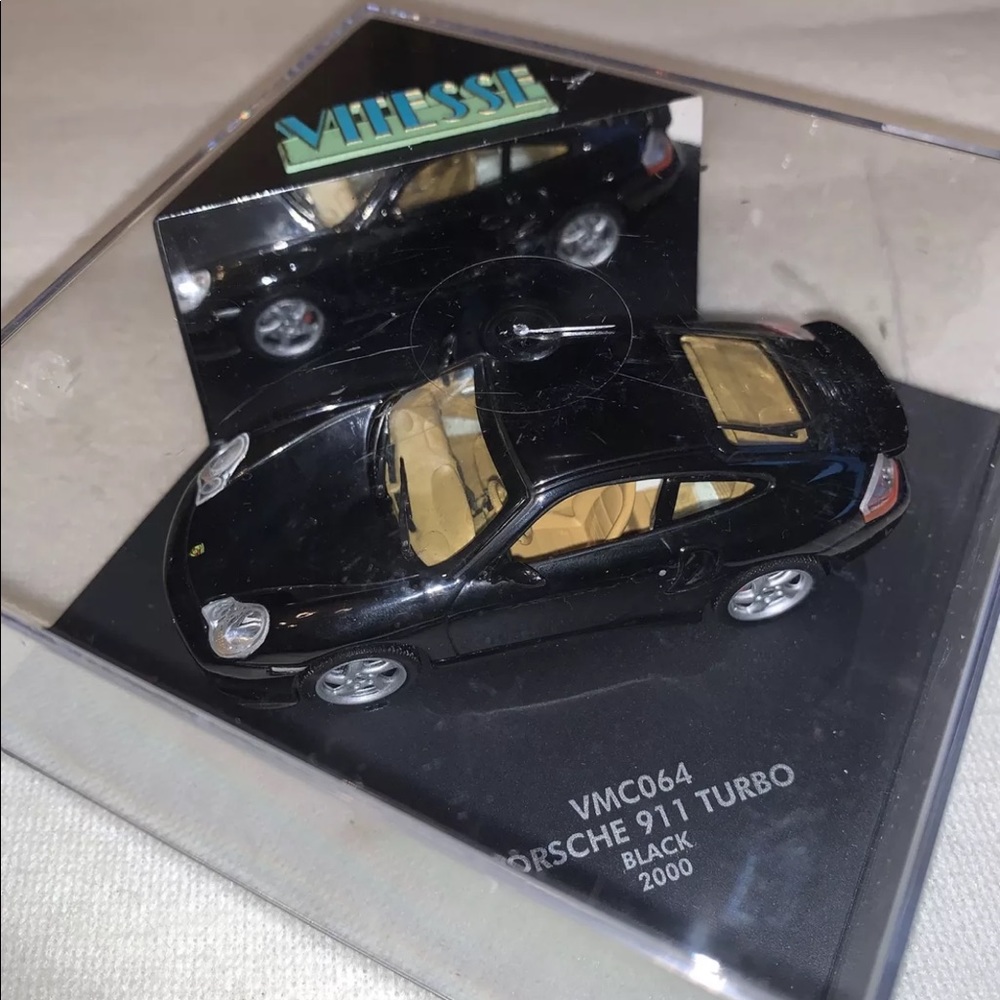 VITESSE #VMC064 1/43 Diecast 2000 Porsche 911 Turbo with LHD in Black, Ltd. Ed.